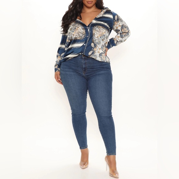 Posh And Deluxe Satin Shirt Fashion Nova - Picture 2 of 12